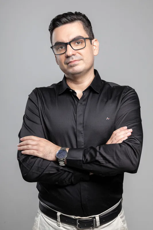 Dr. Moisés Schots no Instagram